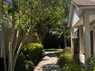 4044 Clarendon Way, Virginia Beach, VA 23456