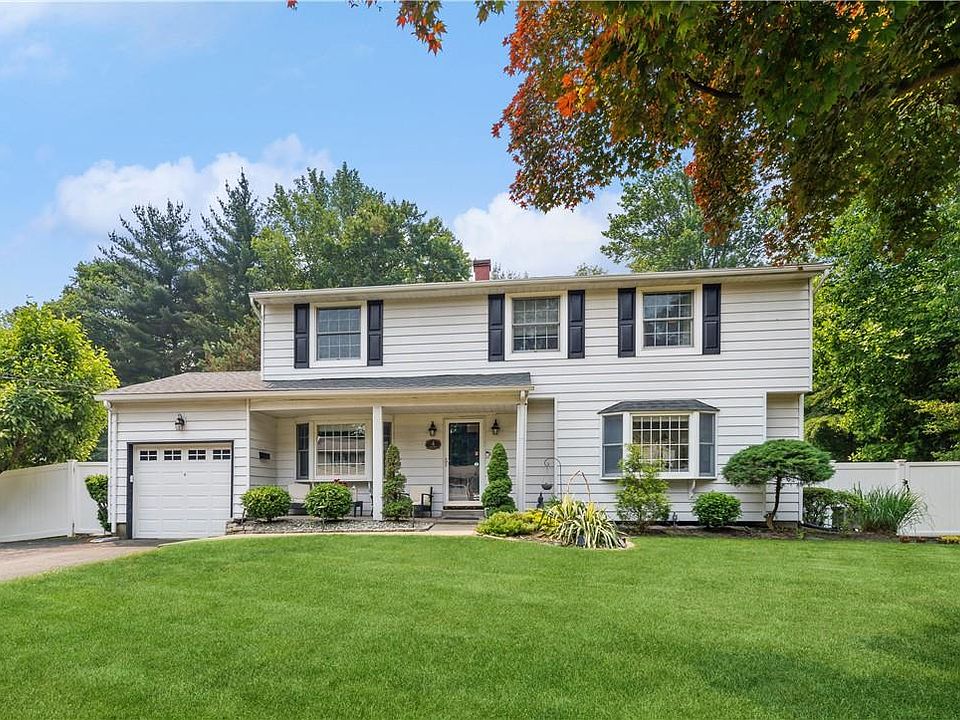 1st image of 4 Ivy Lane