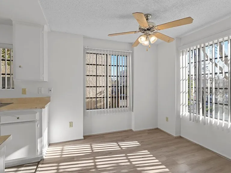 1254 S Saltair Ave #101 — Photo 15