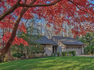 1092 Pensive Ln, Great Falls, VA 22066