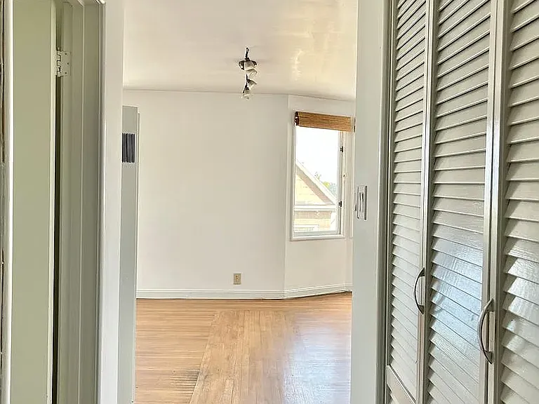 2560 Hyde St #3 — Photo 12