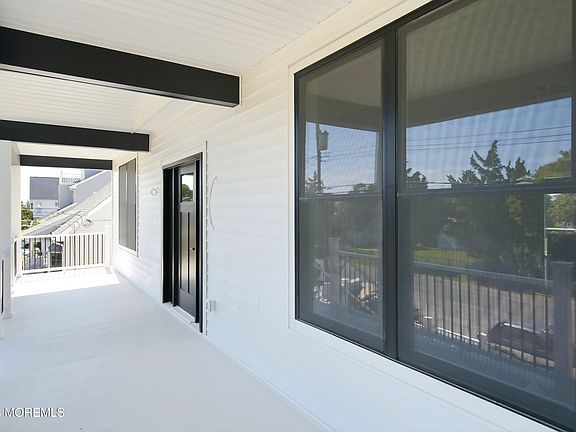 4th image of 1413 Daytona Road