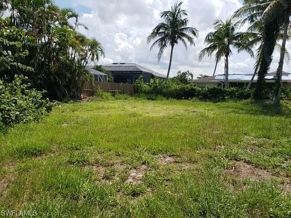 2nd image of 1564 Biscayne Way Lot 5