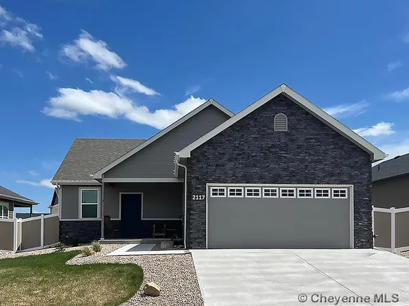 2111 Blue Norther Ln, Cheyenne, WY 82007