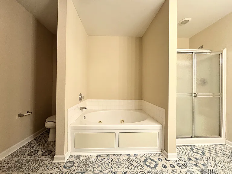 5544 Hammermill Dr — Photo 18