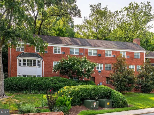 3507 Valley Dr, Alexandria, VA 22302