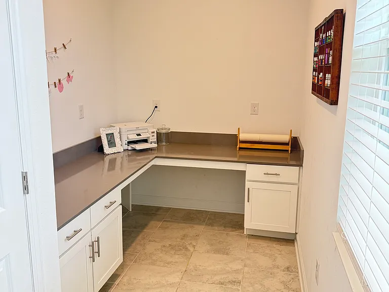 5037 Bessie Ct — Photo 17