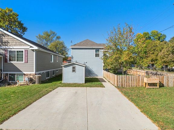 5th image of 503 5th Ave NW