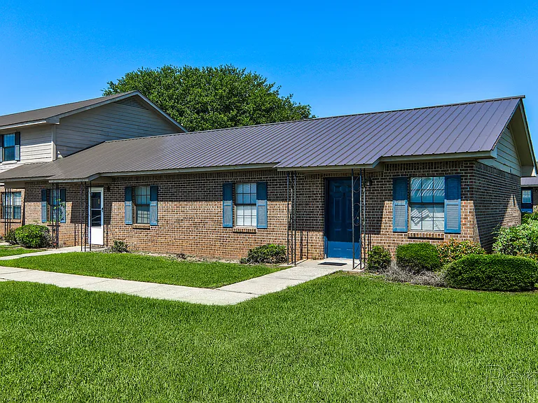 Ozark Estates — Photo 19