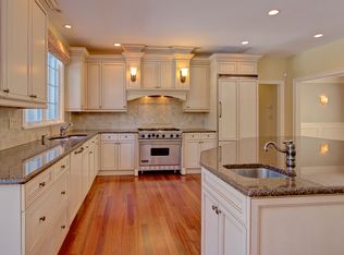 19 Snow St, Sherborn, MA 01770