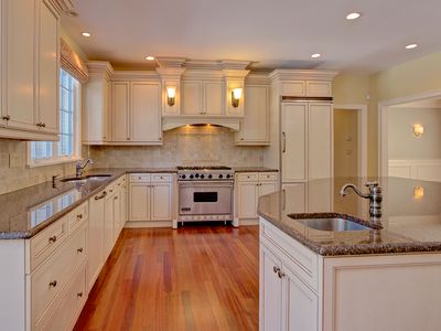 19 Snow St, Sherborn, MA, 01770