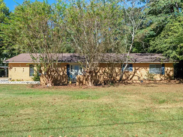 7 Singley Rd, Columbia, MS 39429