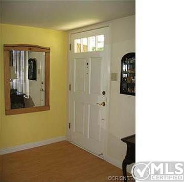 4th image of 6260 Gentry Ave