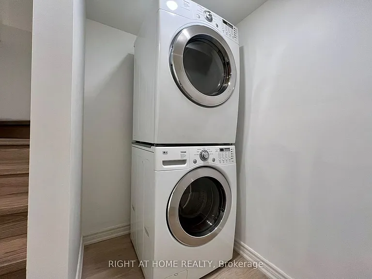 99 Ascalon Dr — Photo 7