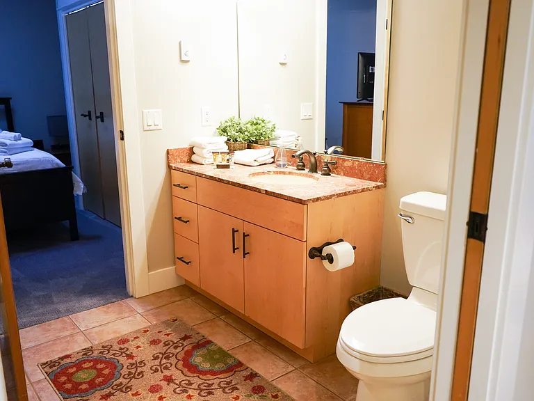 200 S Harbor Dr #9 — Photo 5
