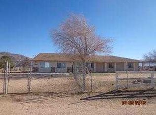 11595 Manzana Dr, Apple Valley, CA 92308