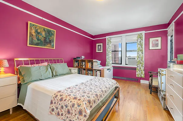 Sold by Compass | media 19