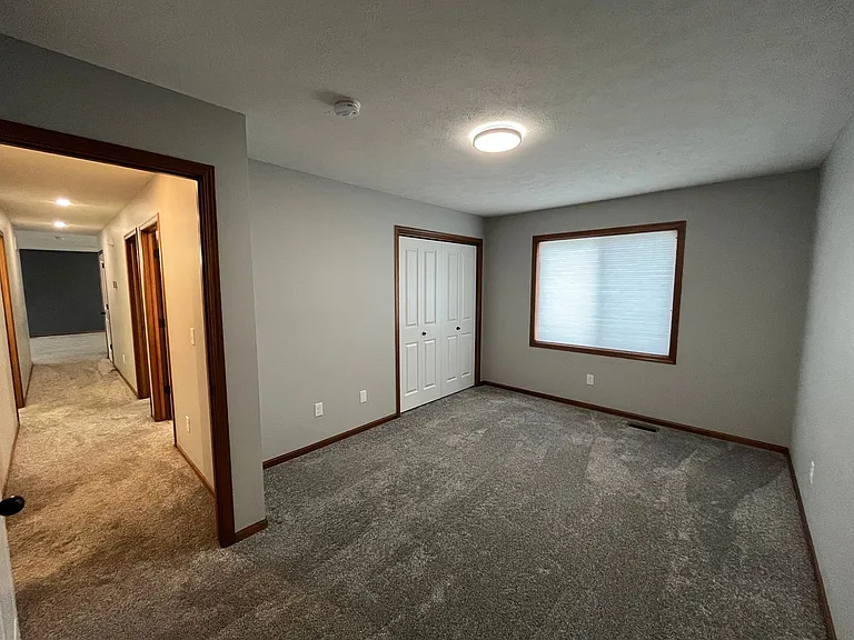 7825 Yankee Woods Dr — Photo 13
