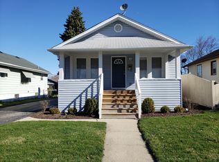 1516 Brookside Ave, Waukegan, IL 60085