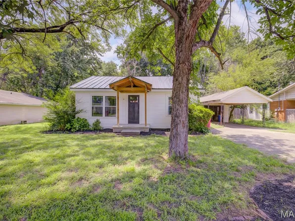 121 Marion Ave, Sikeston, MO 63801