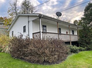 1028 Ritter Dr, Beaver, WV 25813