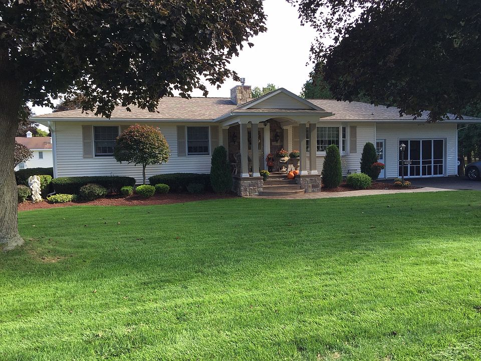 1st image of 613 Reese Rd