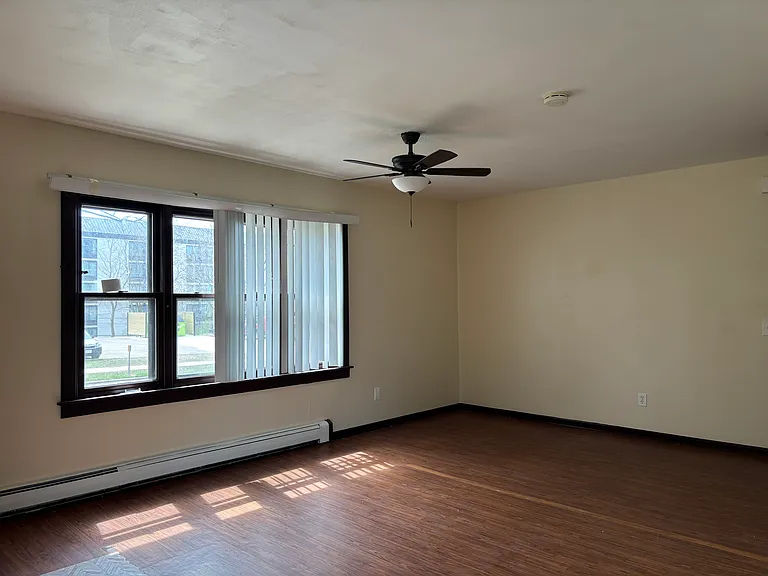 4410 Dwight Dr #2 — Photo 4