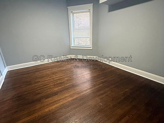4th image of 4326 S Michigan Ave APT 3N