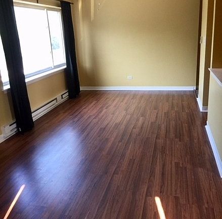 2nd image of 1754 E Oakton St APT 206