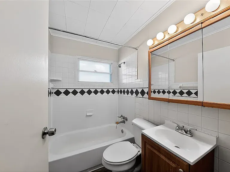 4176 Mapleleaf Dr — Photo 20
