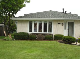 7854 W 100th Pl, Palos Hills, IL