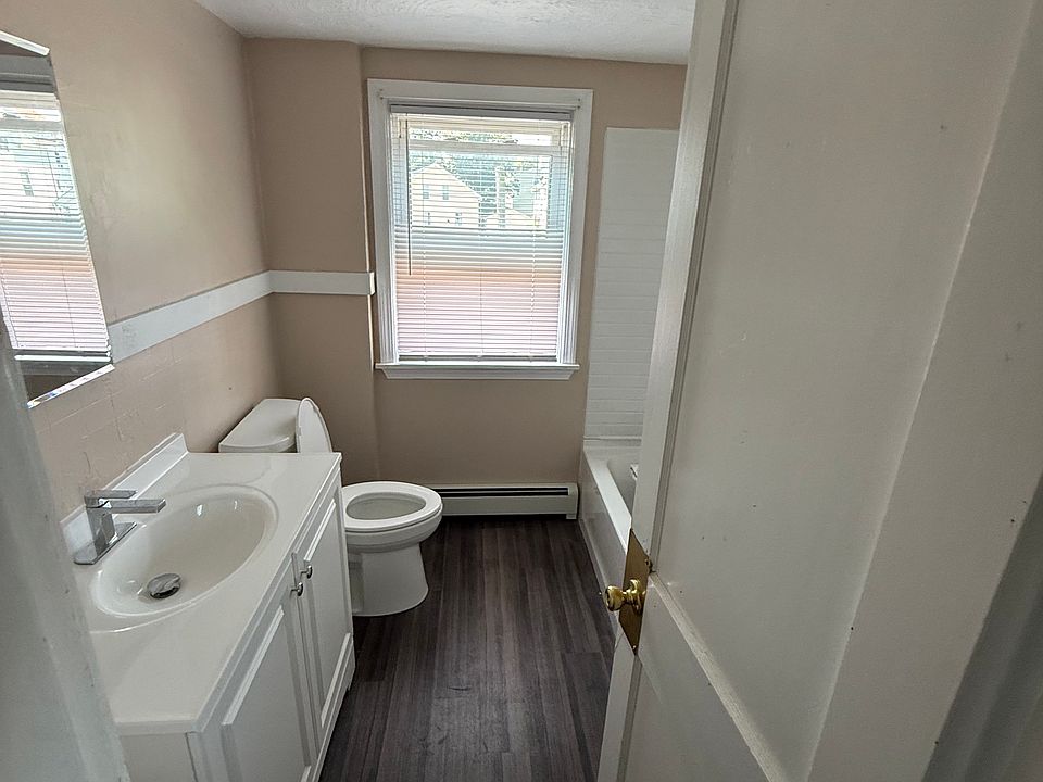 2nd image of 770 Dexter St #2R