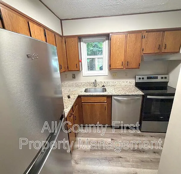 734 S Candler St — Photo 6