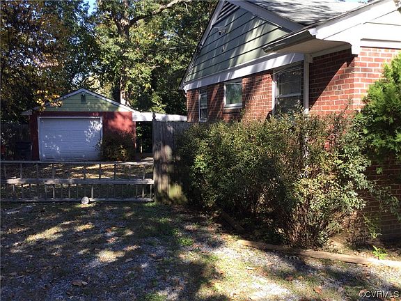 3rd image of 8516 Forest Hill Ave