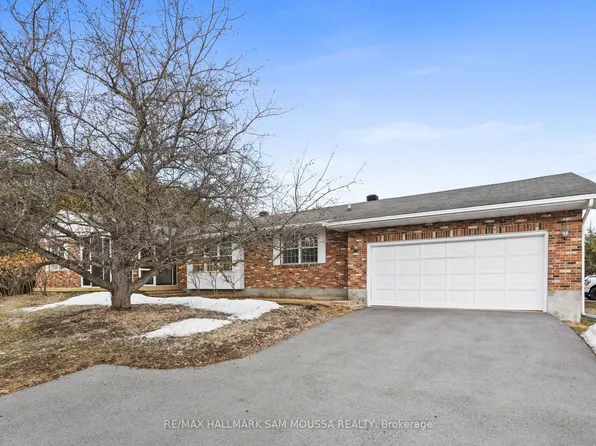 118 Juanita Ave, Ottawa, ON K0A 1L0