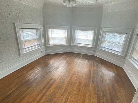 2nd image of 242 W 8th St #5-1