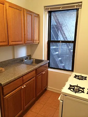 Rented by Bohemia Realty Group | media 12