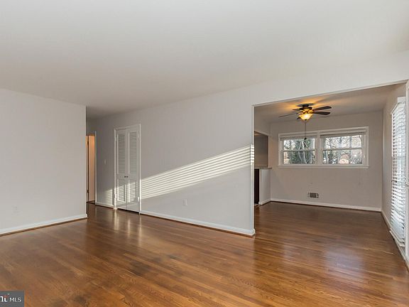 4th image of 3909 Spruell Ct