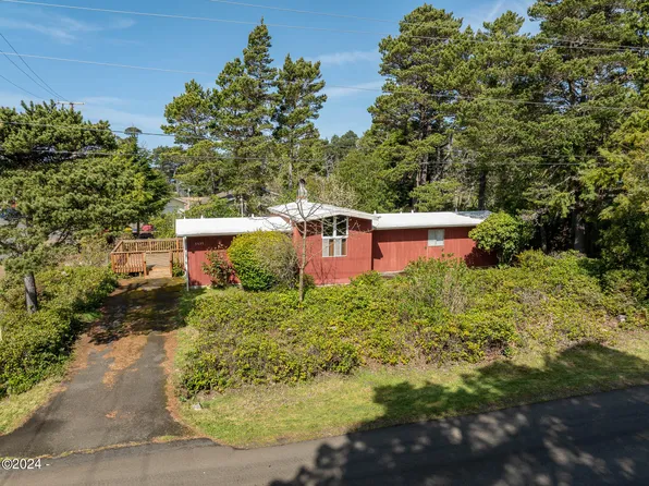 5535 Hacienda Ave, Lincoln City, OR 97367