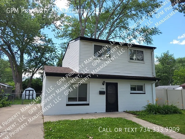 11764 Syracuse St — Photo 1