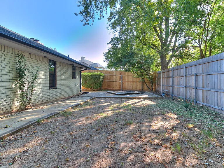6313 Avalon Ln — Photo 53