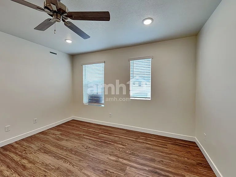 8968 S Wilroy Rd — Photo 6