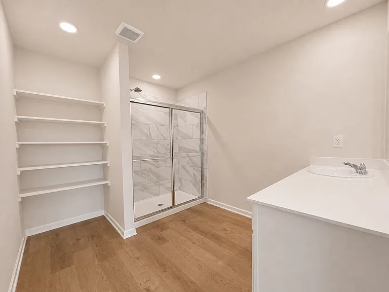 2512 Kathleens Xing — Photo 17