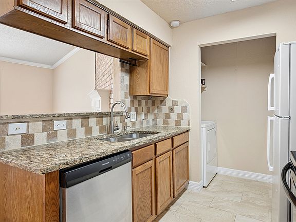 5th image of 2400 Jupiter Rd APT B-9