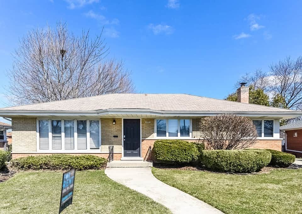 1st image of 858 E 167th Pl
