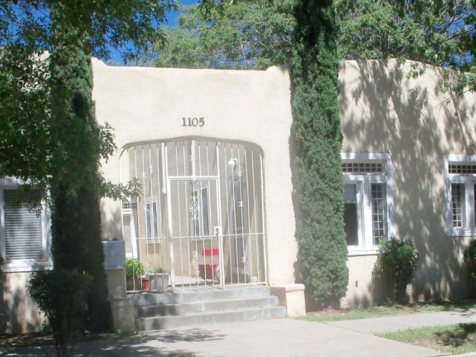 1st image of 1105 Marquette Ave NW APT 1