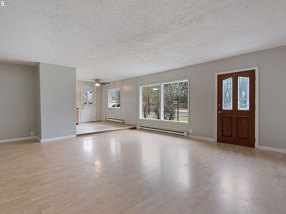 5th image of 25106 NE 25th St