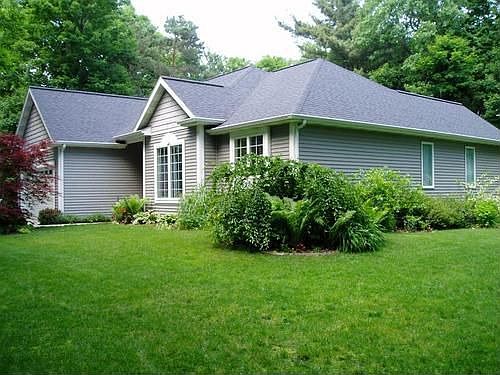 1st image of 10102 Hiawatha Dr