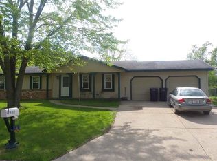 1660 Garden Dr, Janesville, WI 53546
