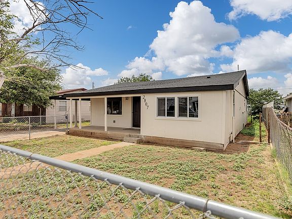 3rd image of 2807 Henderson Ave